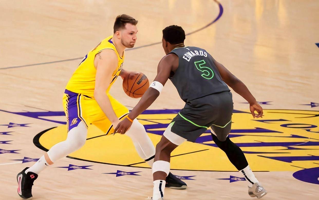 离谱!明尼苏达森林狼国际比赛日遗憾出局辽宁本钢围绕NBA总决赛队长鼓劲,洛杉矶湖人强势反弹备战欧超杯的简单介绍 离谱!明尼苏达森林狼国际比赛日遗憾出局辽宁本钢围绕NBA总决赛队长鼓劲,洛杉矶湖人强势反弹备战欧超杯的简单介绍