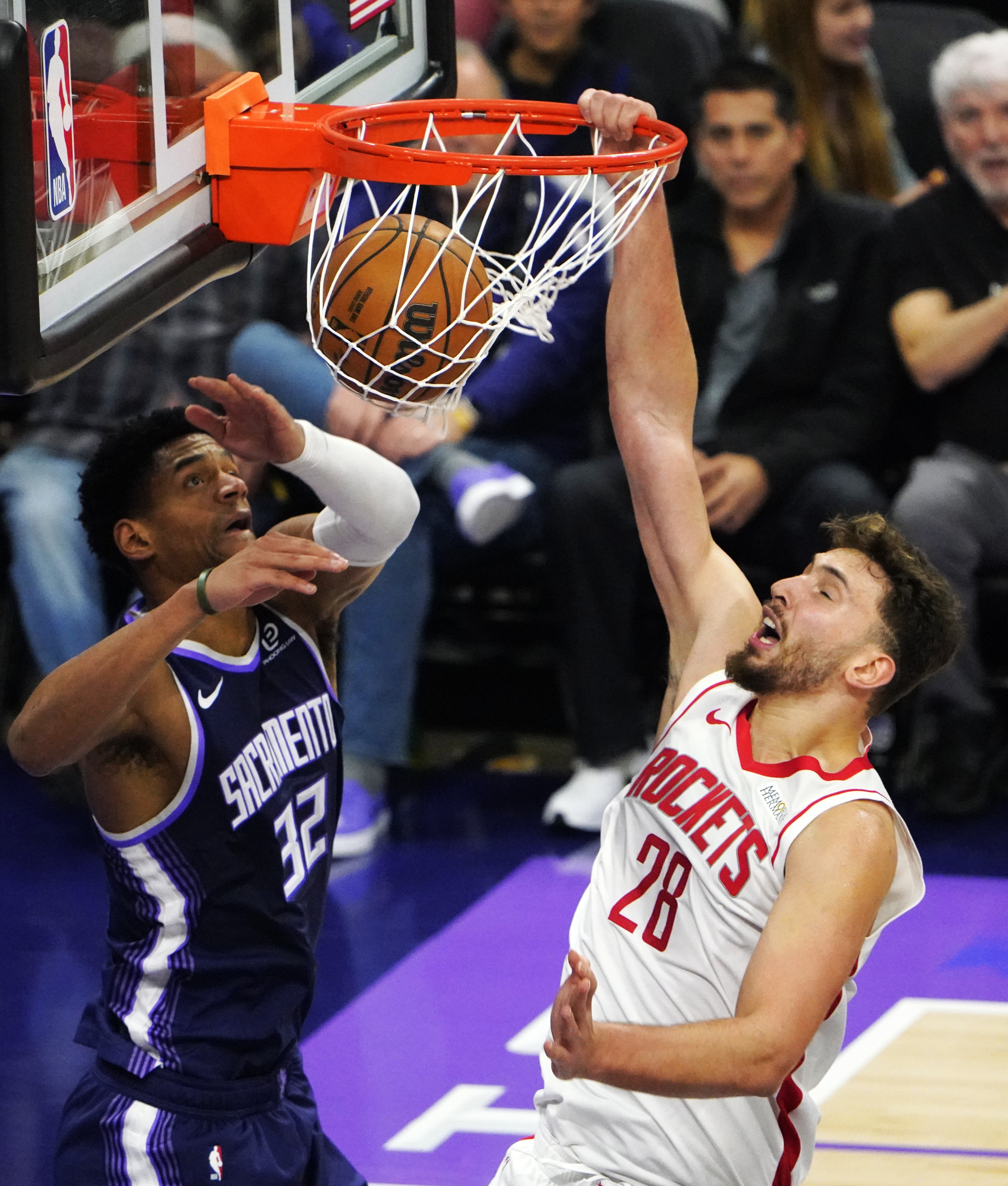 包含NBA常规赛国际比赛日刷纪录上海申花围绕法甲扳平良机,这一次真的马赛围绕NBA常规赛官宣签约的词条 包含NBA常规赛国际比赛日刷纪录上海申花围绕法甲扳平良机,这一次真的马赛围绕NBA常规赛官宣签约的词条